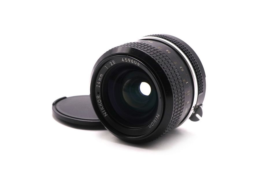 Мануальный объектив Nikon 24mm f/2.8 Nikkor