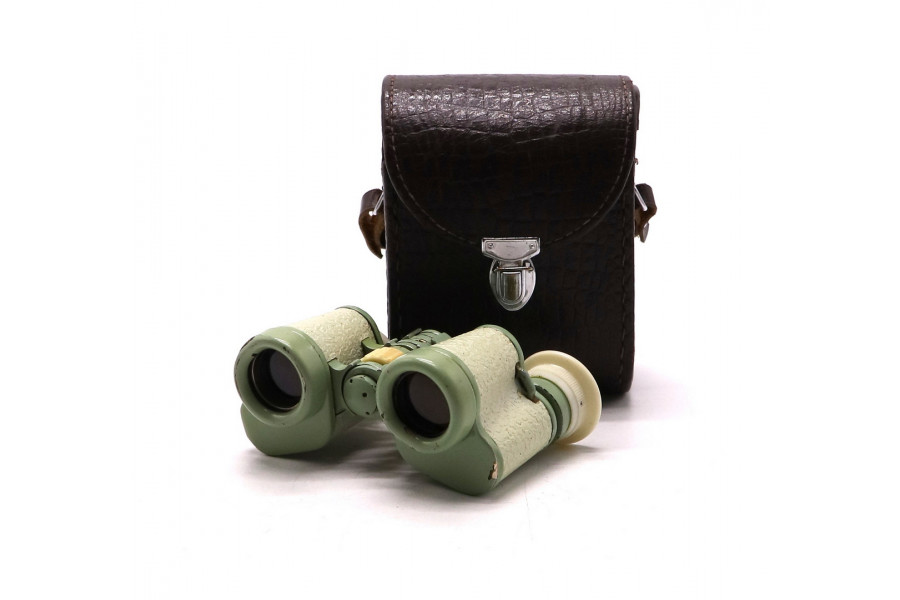 Советский компактный бинокль БПТ 4х20 (СССР, 1959)