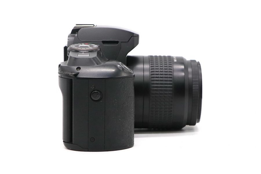 Пленочный фотоаппарат Canon EOS 5000 kit