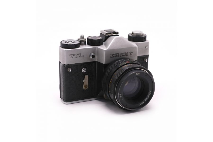 Фотокамера Зенит ТТЛ kit silver в упаковке (СССР, 1982)