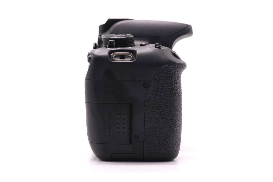 Canon EOS 700D body (пробег 39330 кадров)