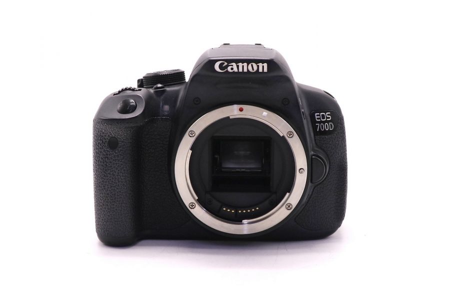 Canon EOS 700D body (пробег 39330 кадров)