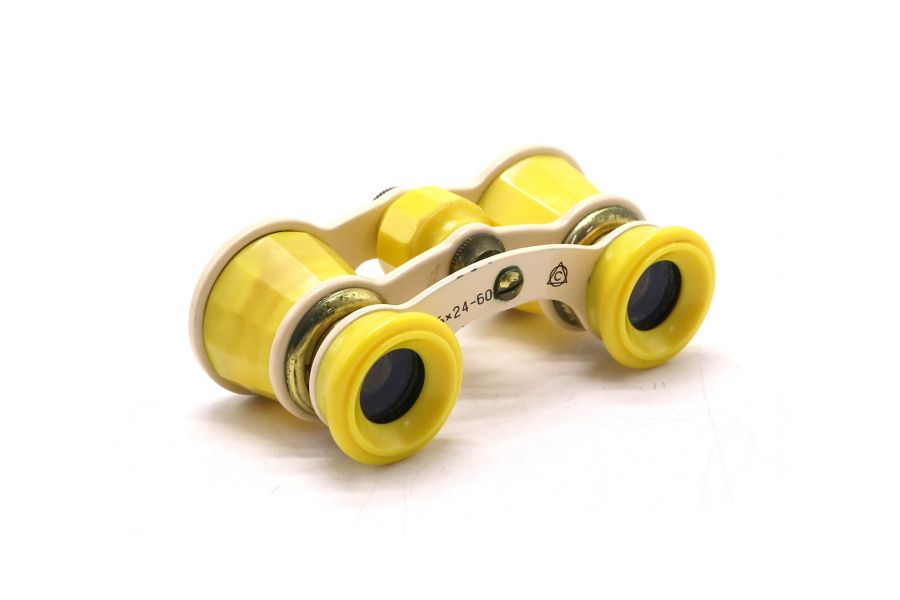 Бинокль театральный 2,5х24-60 красный