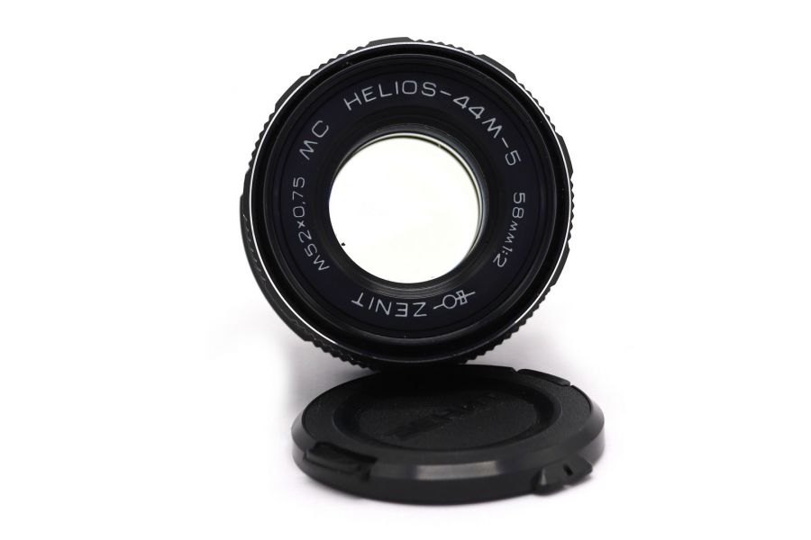 Советский объектив Гелиос-44М-5 МС 2/58 М42