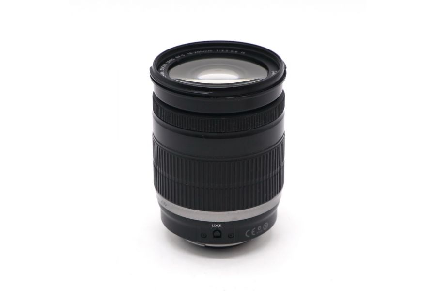 Зум-объектив Canon EF-S 18-200mm f/3.5-5.6 IS