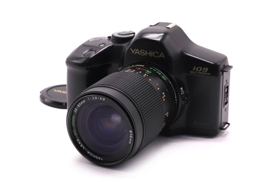 Зеркальный фотоаппарат Yashica 109 kit (Japan)