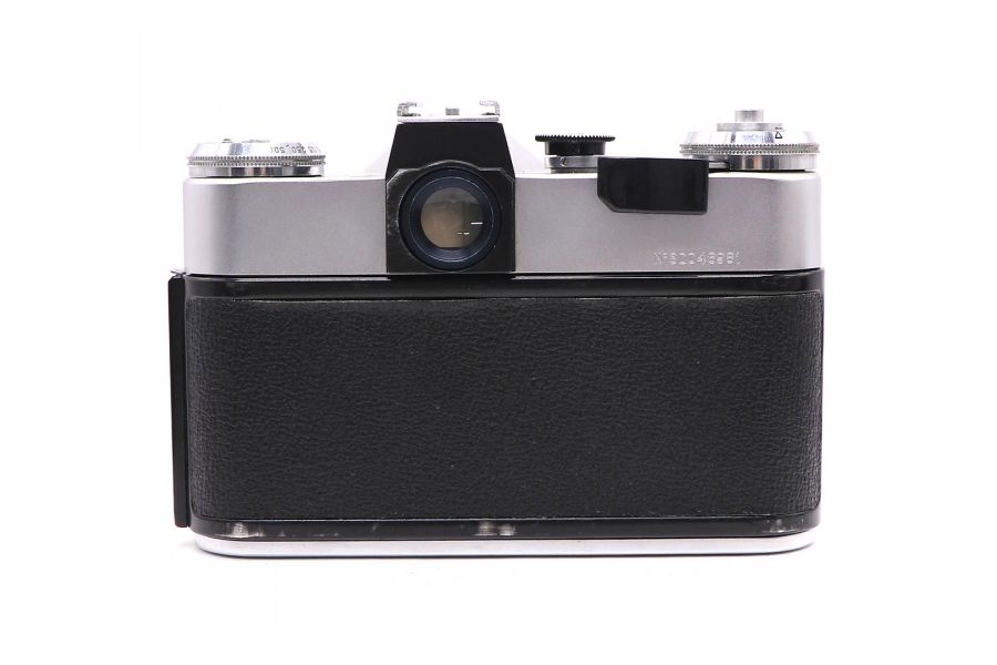 Зеркальный фотоаппарат Зенит Е kit олимпийский