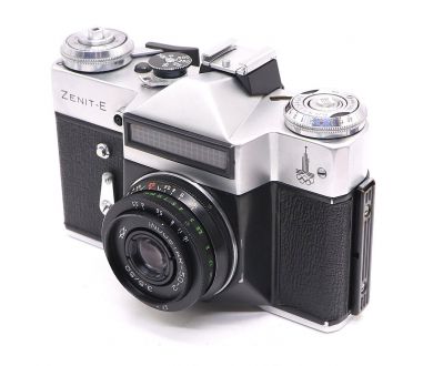 Зеркальный фотоаппарат Зенит Е kit (Олимпийский)