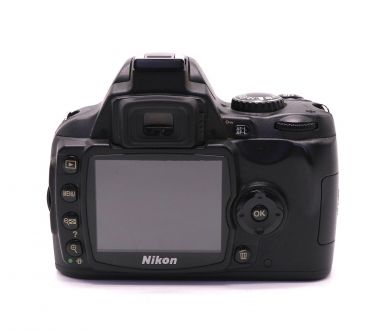 Nikon D40x body (пробег 4750 кадров)