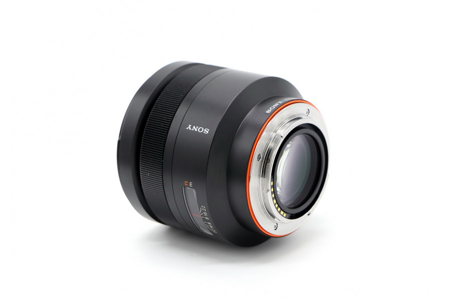 Портретный объектив Planar 1,4/85 ZA  T* Carl Zeiss