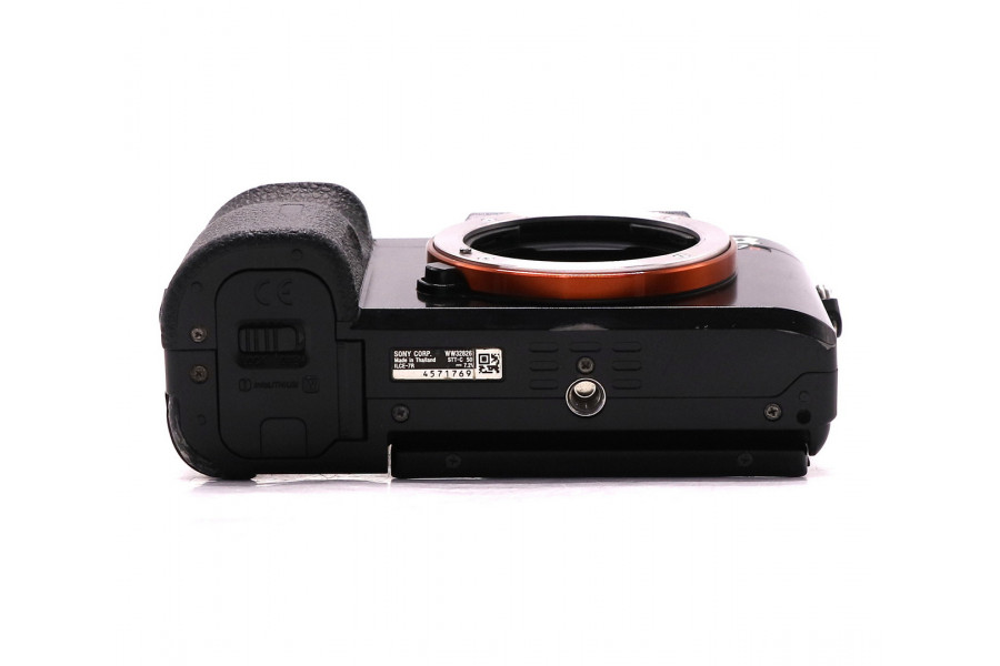 Sony A7R ILCE-7R body (пробег 17800 кадров)