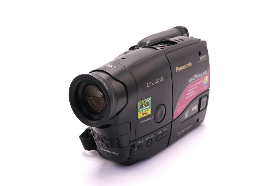 Кассетная видеокамера Panasonic NV-RX11EN