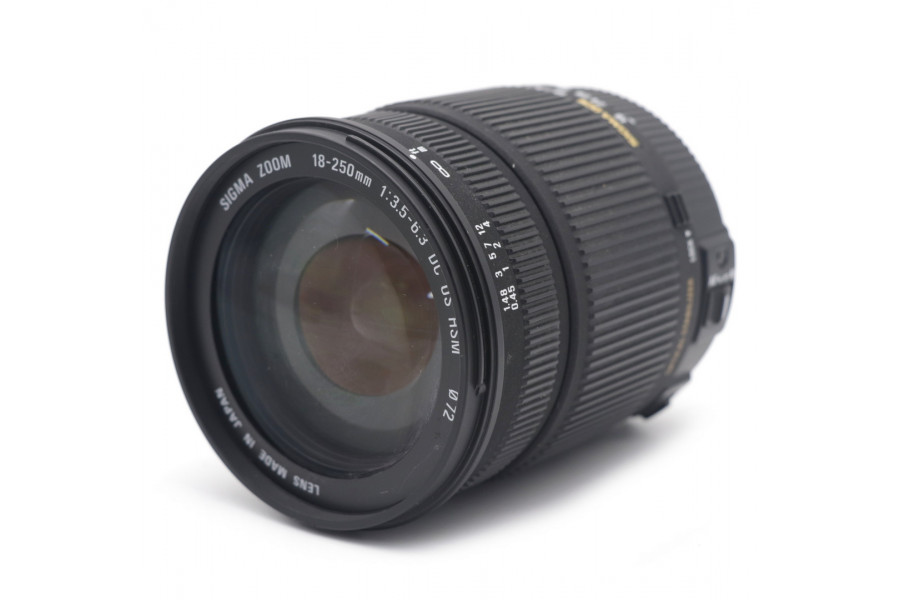 Sigma AF 18-250mm f/3.5-6.3 DC OS HSM для Sony A