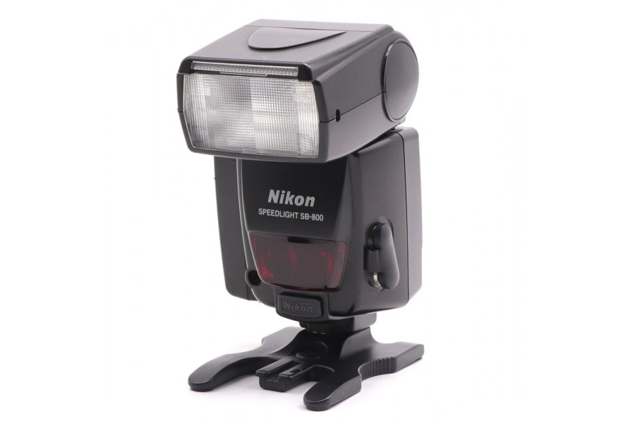 Накамерная фотовспышка Nikon Speedlight SB-800