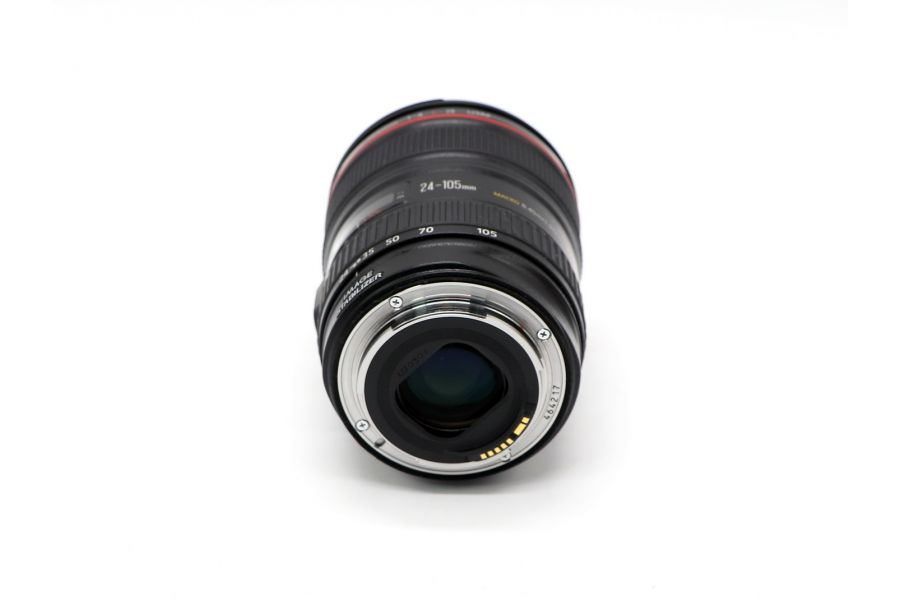 Объектив Canon EF 24-105mm 4L IS USM в упаковке