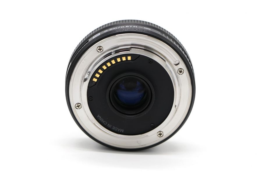 Объектив Olympus Zuiko Digital 25mm f/2.8