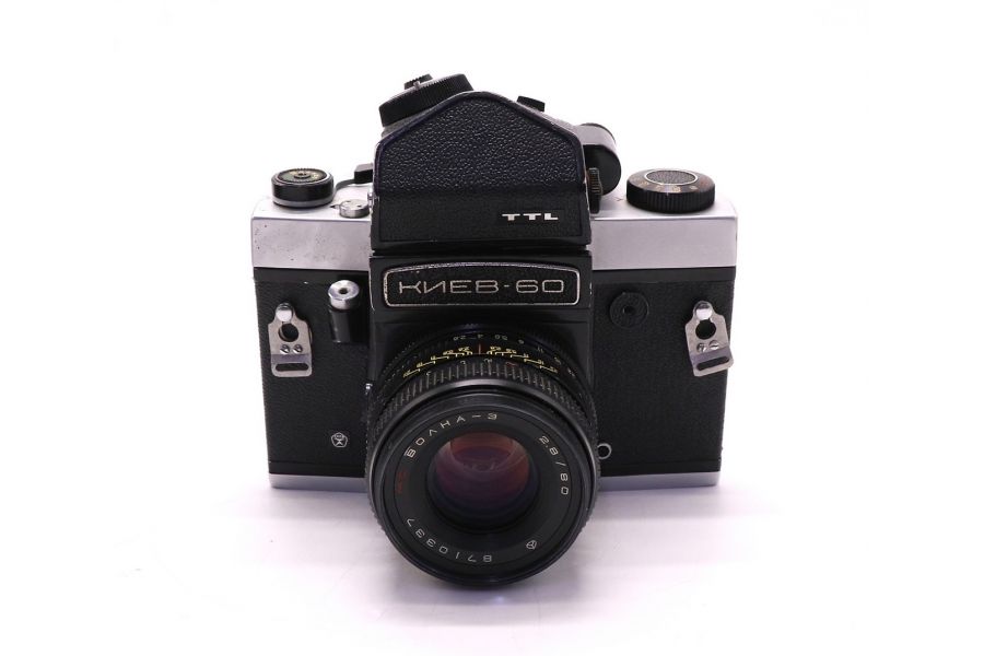 Фотокамера зеркальная Киев 60 kit (СССР, 1987)