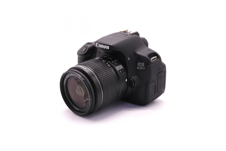 Canon EOS 650D kit (пробег 9000 кадров)
