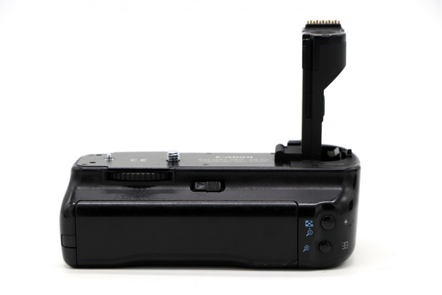 Для фотоаппаратов батарейная ручка Canon BG-E2