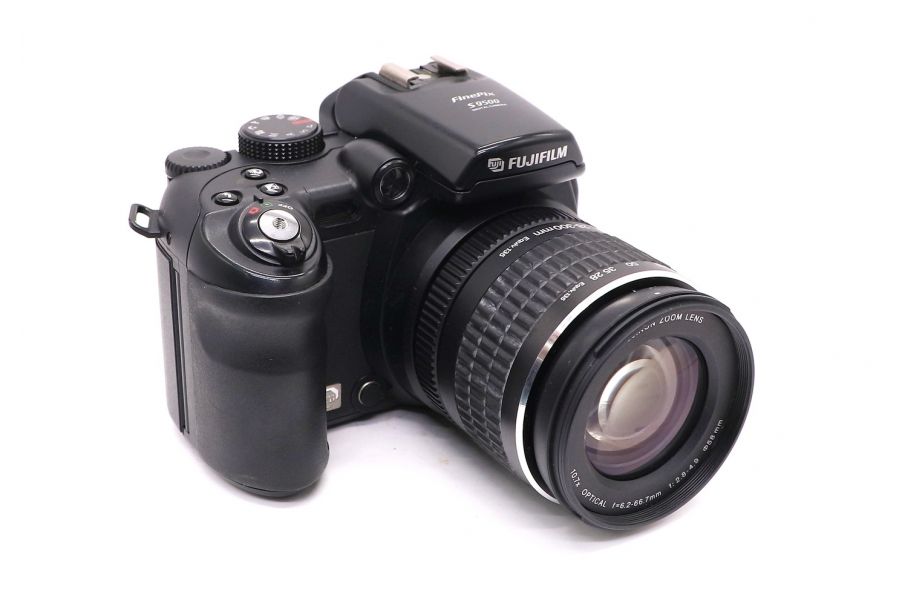 Фотокамера компактная Fujifilm FinePix S9500