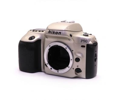 Автофокусная зеркальная камера Nikon F50 body