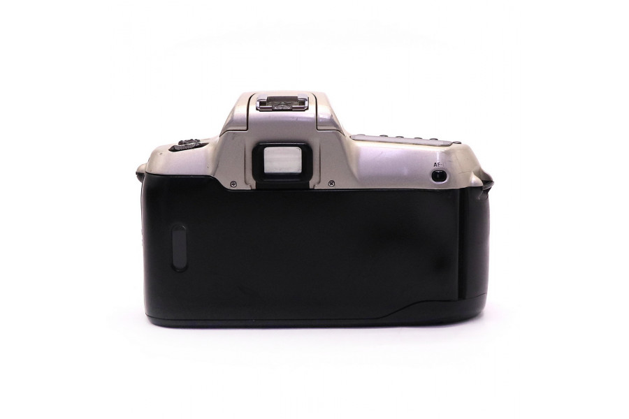 Автофокусная зеркальная камера Nikon F50 body
