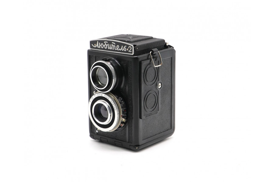 Советский фотоаппарат Любитель 2 в упаковке