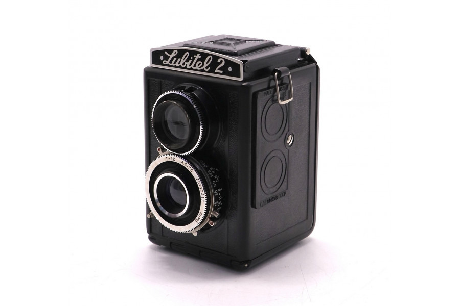 Советский фотоаппарат Любитель 2 в упаковке