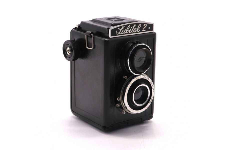 Советский фотоаппарат Любитель 2 в упаковке
