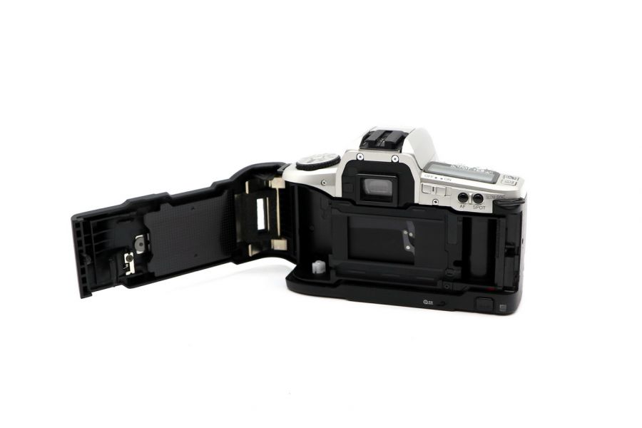 Автофокусная плёночная камера Minolta Dynax 5 body