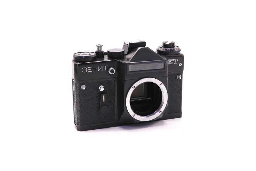 Советский фотоаппарат Зенит ЕТ body черный (СССР)