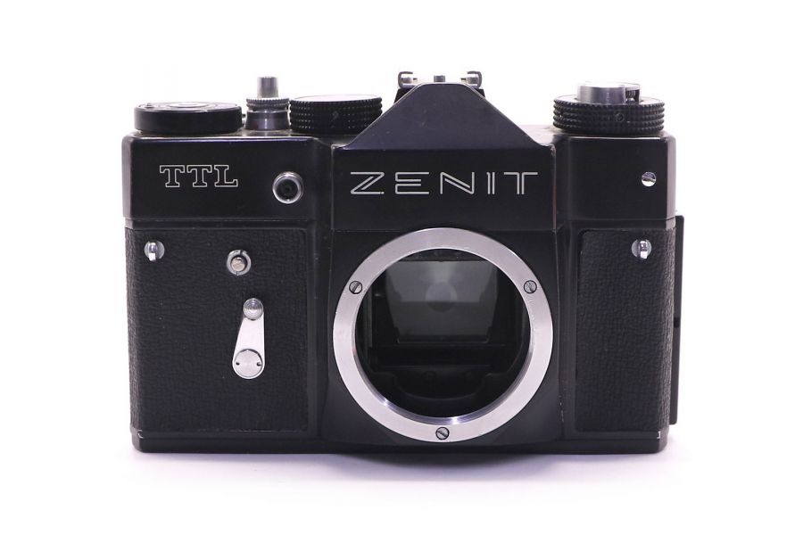 Фотокамера Зенит ТТЛ / Zenit TTL body (СССР, 1982)