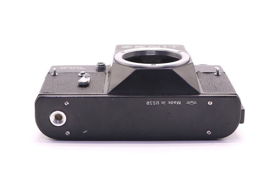 Фотокамера Зенит ТТЛ / Zenit TTL body (СССР, 1982)