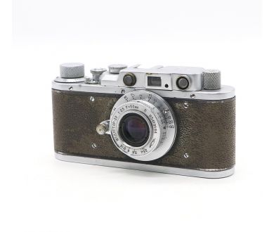 Малоформатный фотоаппарат Зоркий 1-го выпуска