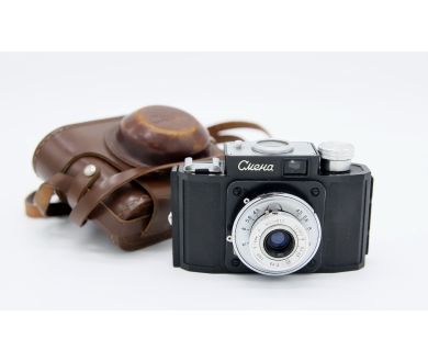 Советский шкальный фотоаппарат Смена 1-го выпуска