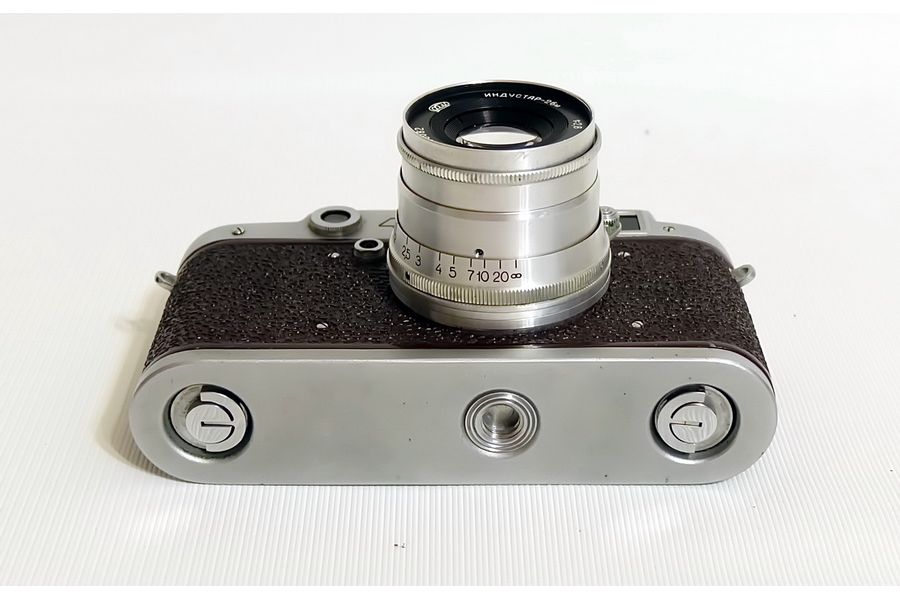 Фотоаппарат Редкий Фэд 2 с красным корпусом (СССР)