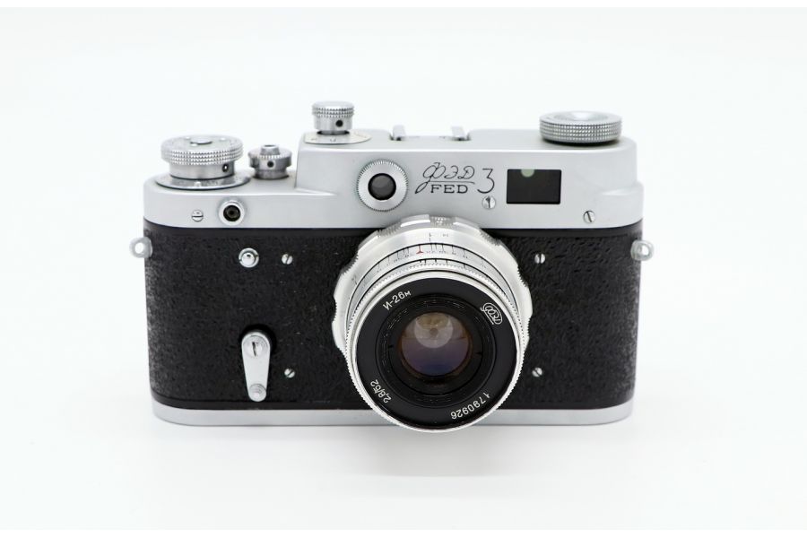 Фотоаппарат Ранний Фэд 3 безкурковый (СССР)