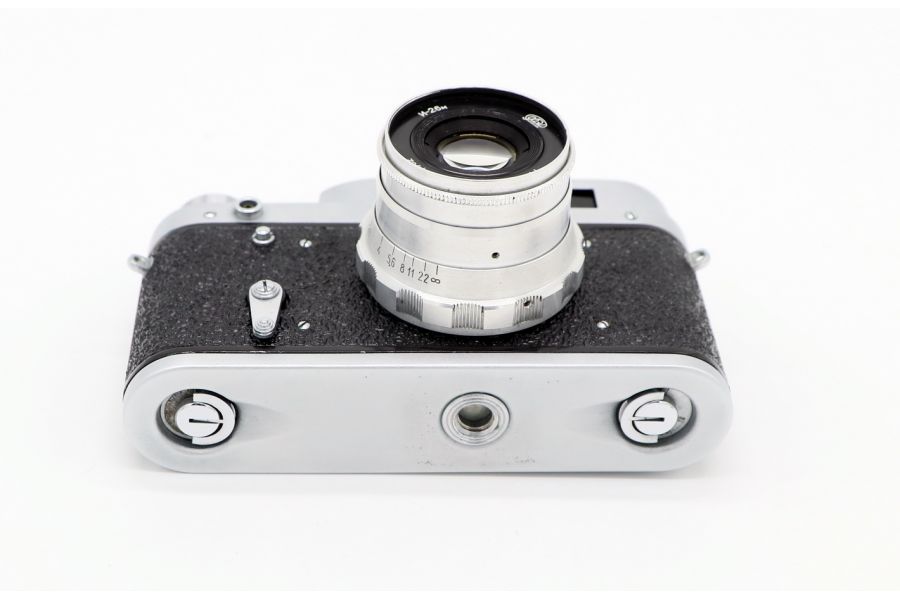 Фотоаппарат Ранний Фэд 3 безкурковый (СССР)