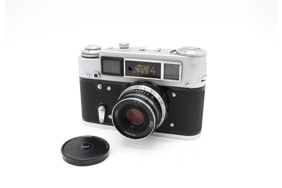 Советский дальномерный фотоаппарат Фэд 4 / Fed 4