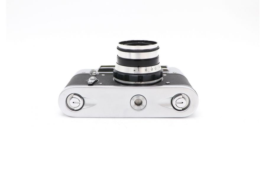 Советский дальномерный фотоаппарат Фэд 4 / Fed 4