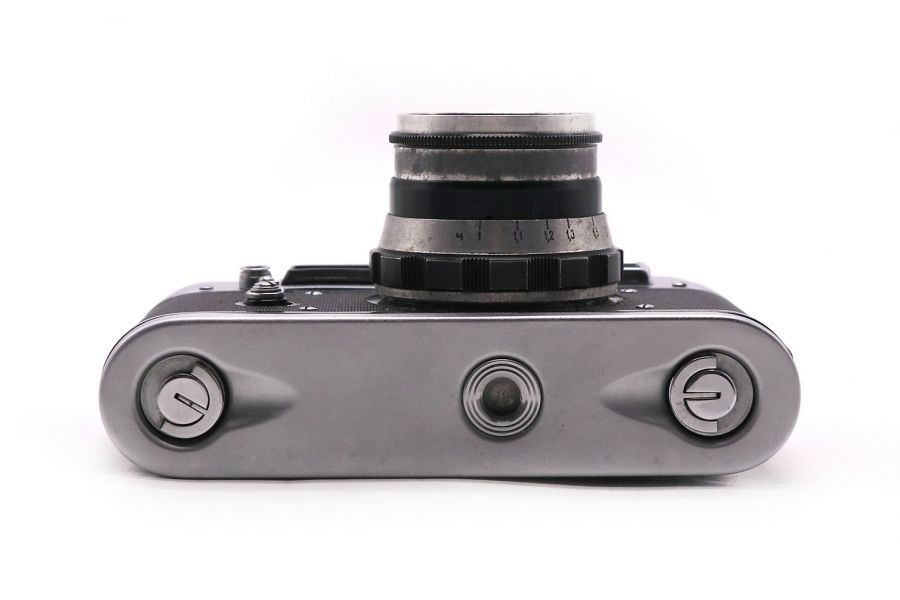 Советский дальномерный фотоаппарат Фэд 4 / Fed 4