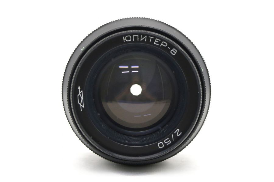 Мануальный объектив Юпитер-8 f2/50mm M39 (СССР, 1975)