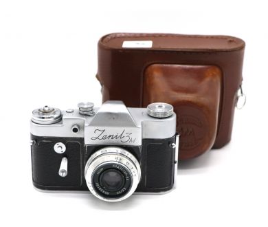 Зеркальная фотокамера Зенит-3М / Zenit-3M (СССР)