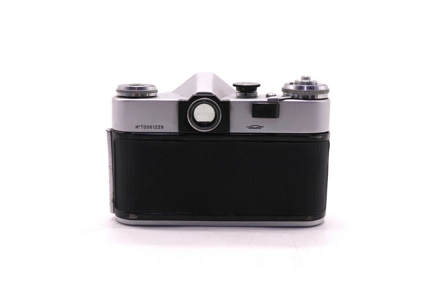 Зеркальный плёночный фотоаппарат Зенит-В body