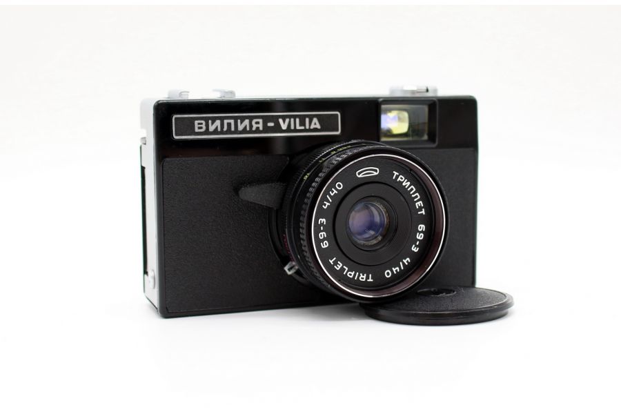 Шкальный советский малоформатный фотоаппарат Вилия