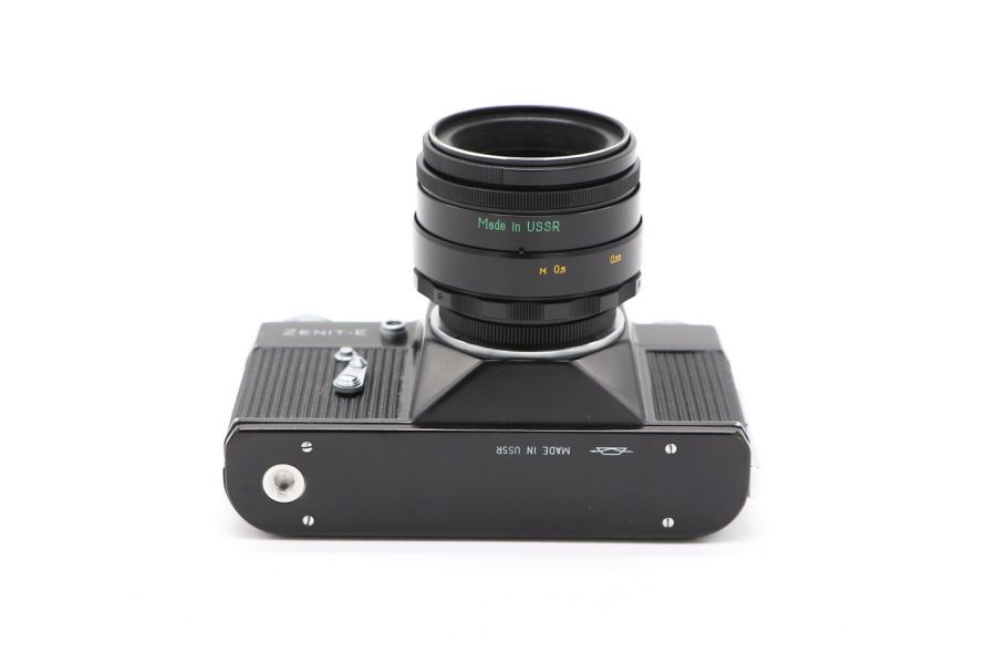 Фотоаппарат зеркальный Зенит-Е черный (СССР, 1975)