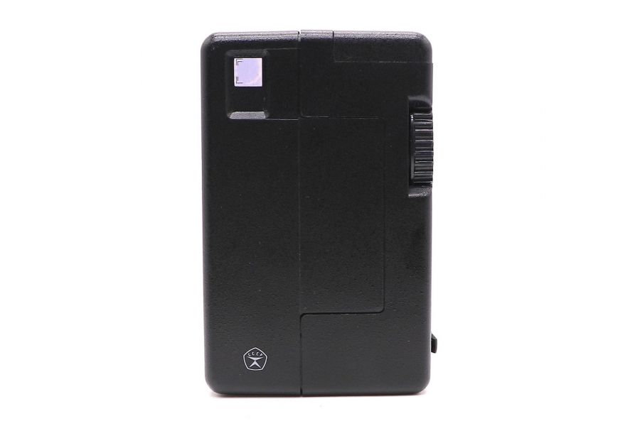 Шкальный полуформатный фотоаппарат Агат 18К (СССР)