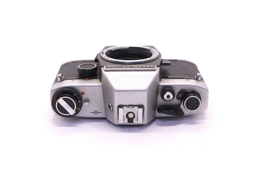 Киев 19 body зеркальный плёночный фотоаппарат