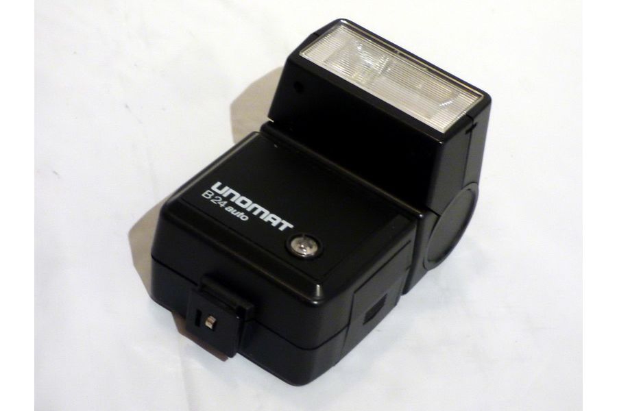 Фотовспышка Unomat B24 универсальная (Germany)