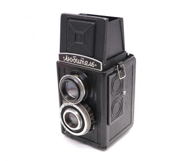 Плёночный фотоаппарат Любитель первого выпуска